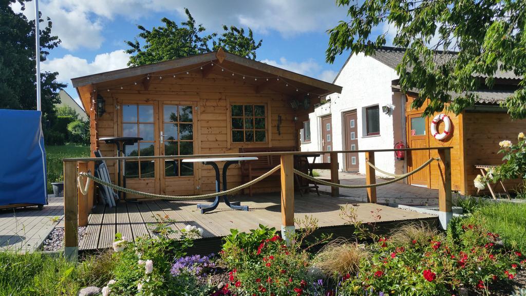 Ferienwohnungen Am Kleinen See 卑尔根 外观 照片